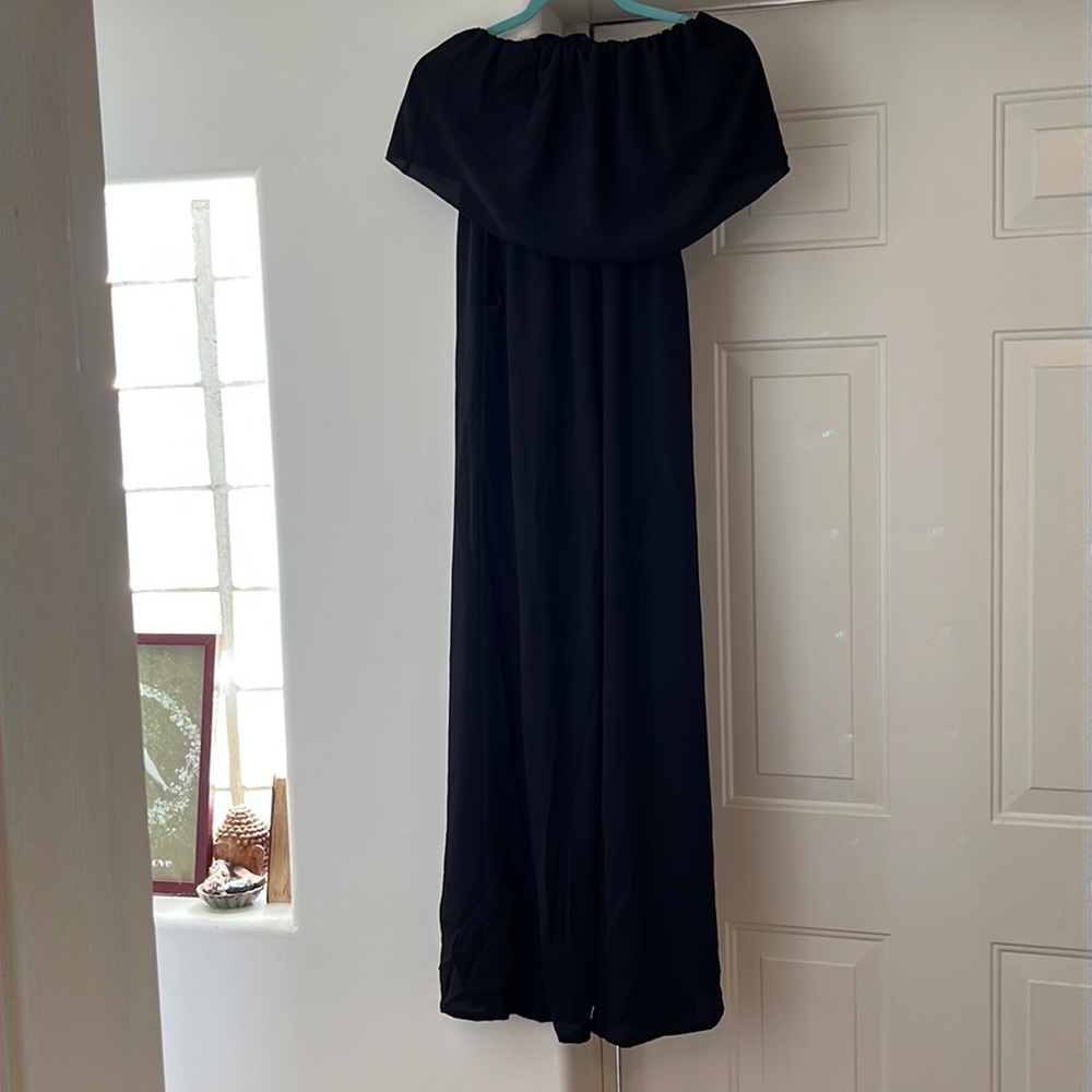 Vici black shoulder-less romper